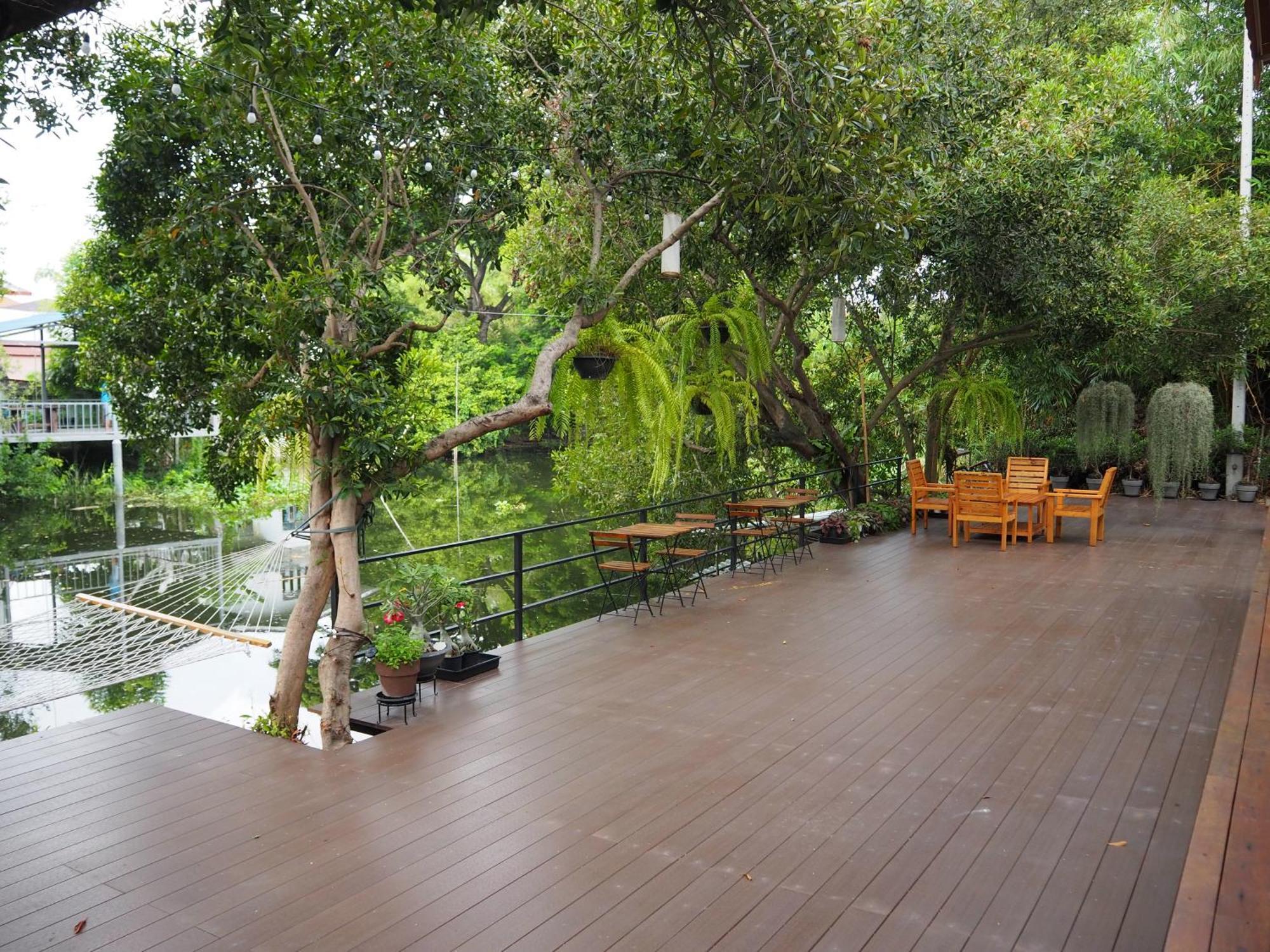 Banmai87 Guest House บ้านไม้87 เกสต์เฮ้าส์ Ayutthaya Eksteriør billede