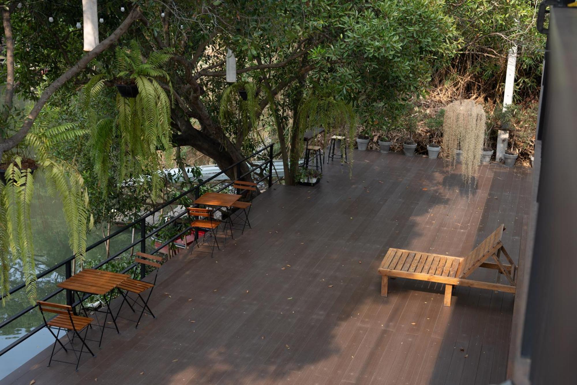 Banmai87 Guest House บ้านไม้87 เกสต์เฮ้าส์ Ayutthaya Eksteriør billede