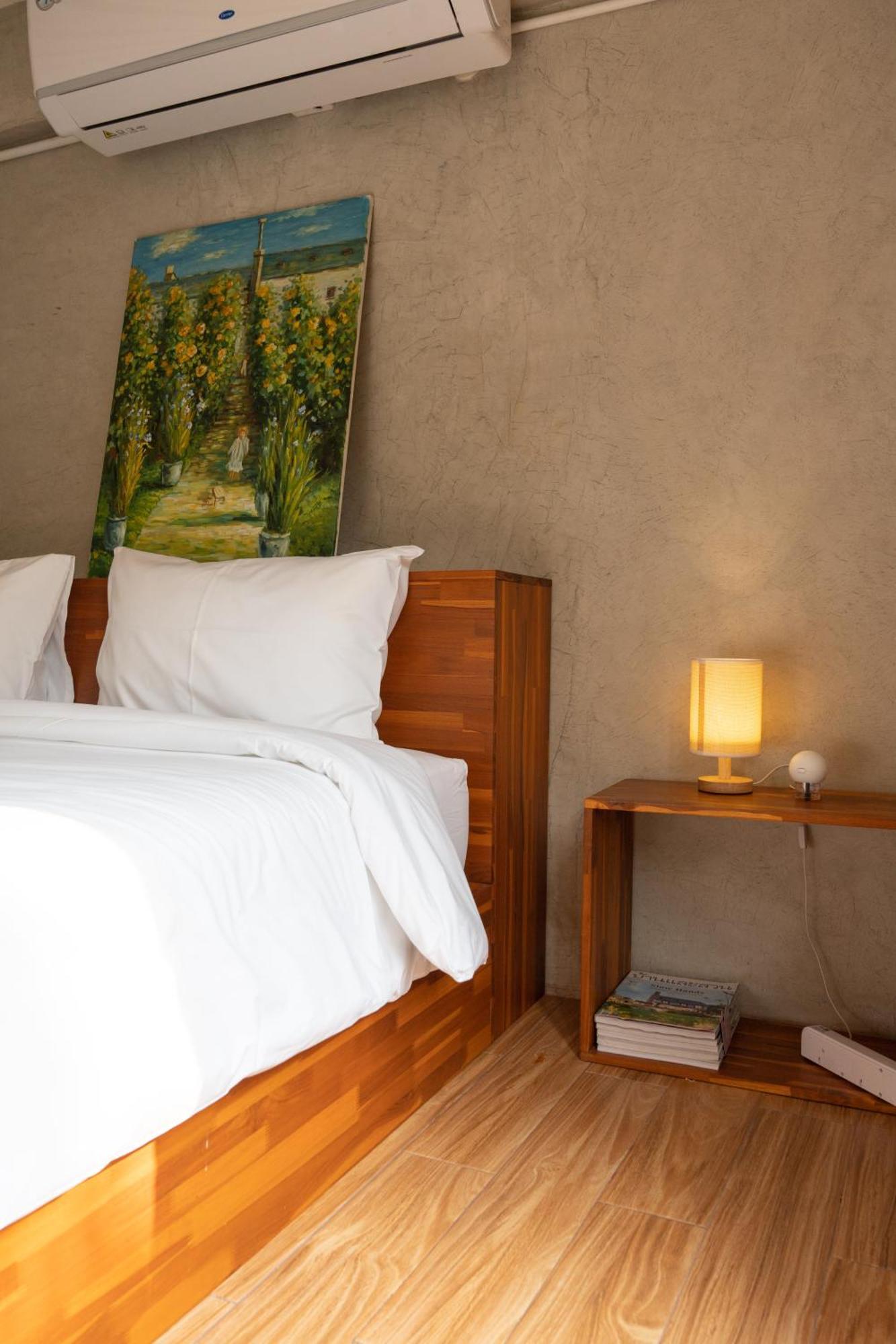 Banmai87 Guest House บ้านไม้87 เกสต์เฮ้าส์ Ayutthaya Eksteriør billede